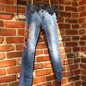 Embroidered button fly distressed jeans, size 9